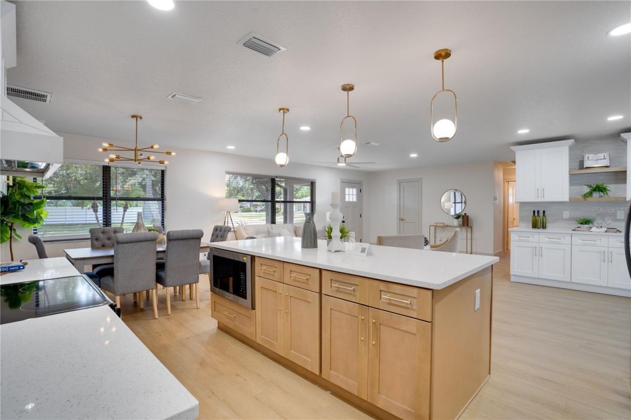 2239 68th Avenue N, Saint Petersburg, FL 33702 Photo