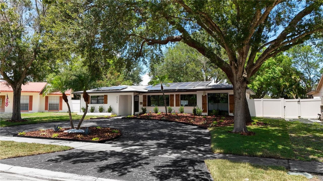 2239 68th Avenue N, Saint Petersburg, FL 33702 Photo