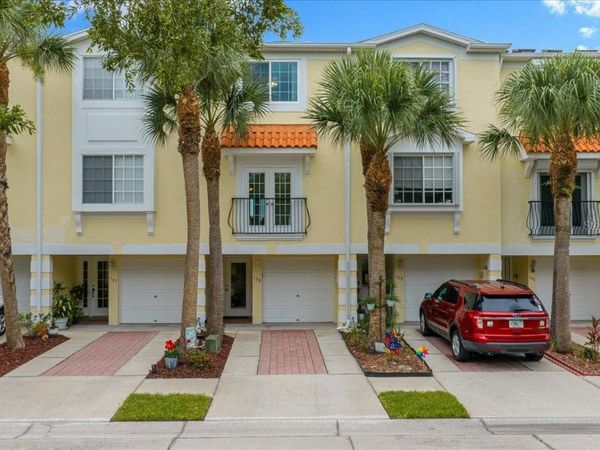 158 BRENT CIRCLE , OLDSMAR, FL 34677