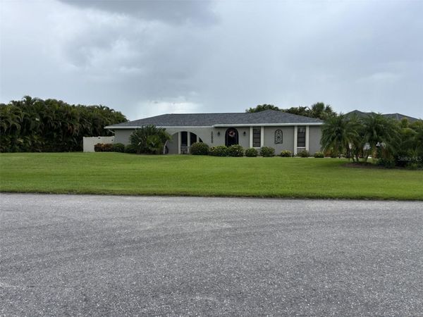 17071 WATERS EDGE CIRCLE , NORTH FORT MYERS, FL 33917
