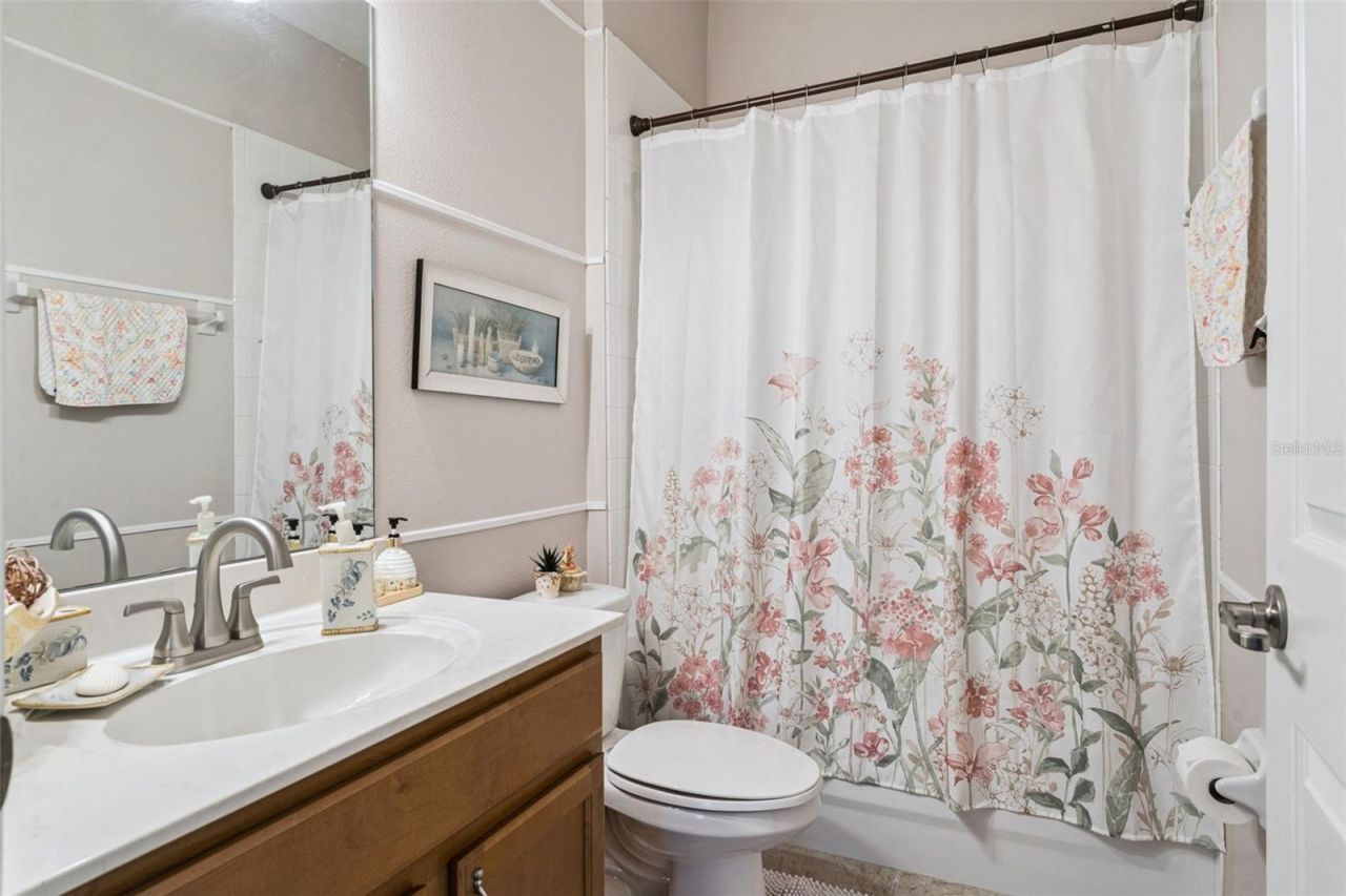 3918 Watersend Drive, Orlando, FL 32829 Photo