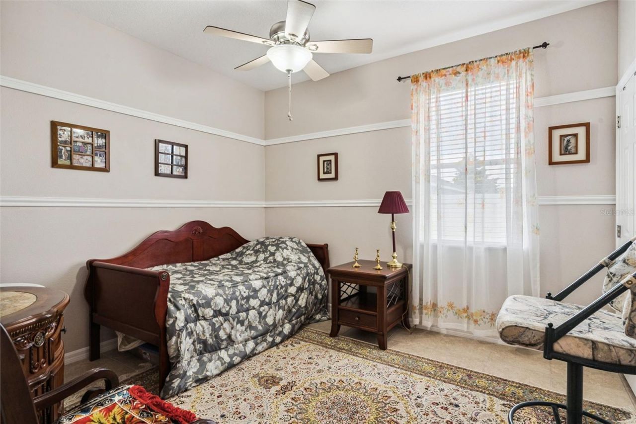 3918 Watersend Drive, Orlando, FL 32829 Photo