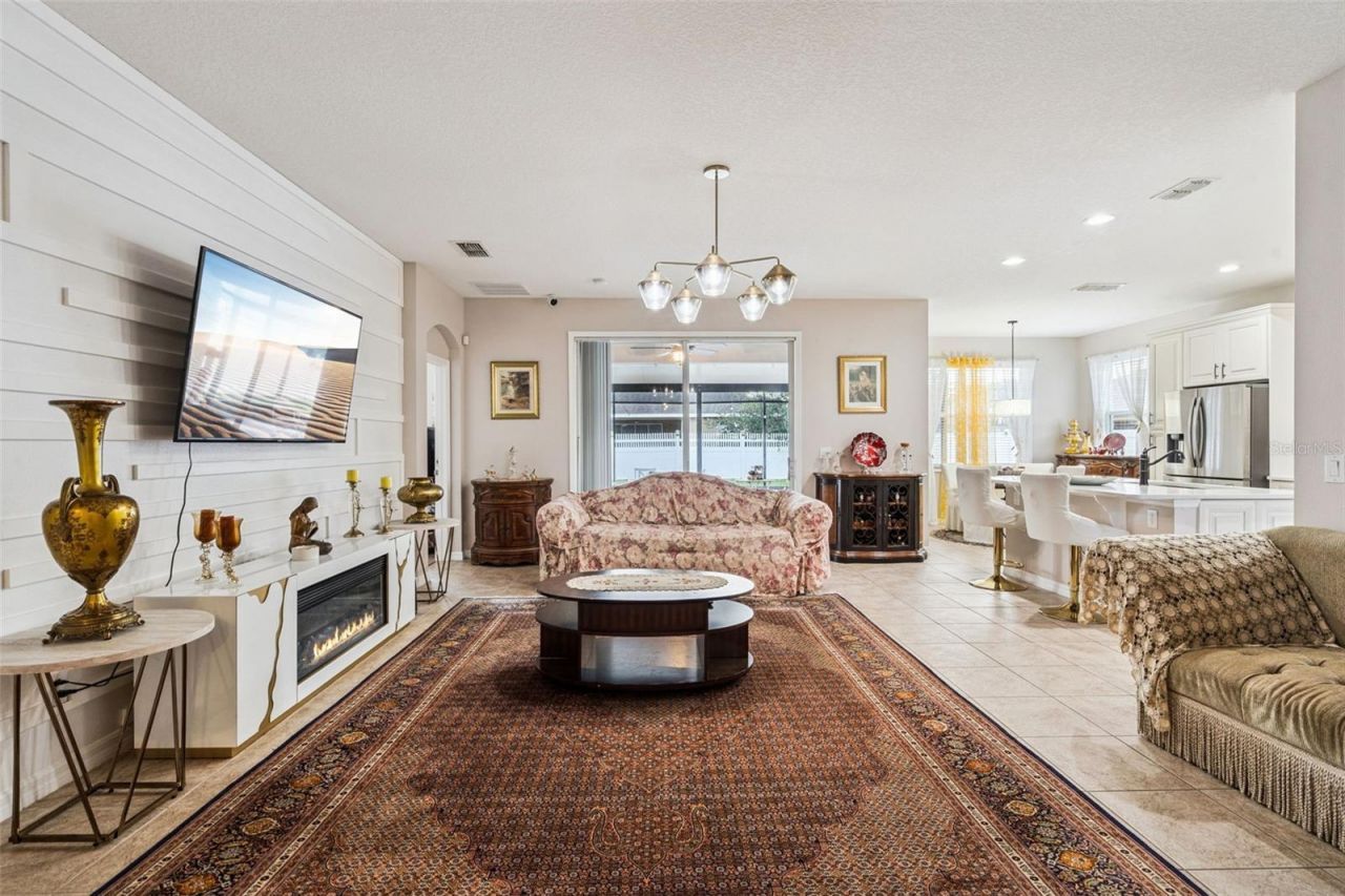 3918 Watersend Drive, Orlando, FL 32829 Photo
