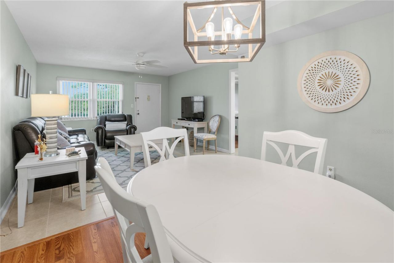 7801 11th Street N, Unit 302, Saint Petersburg, FL 33702 Photo