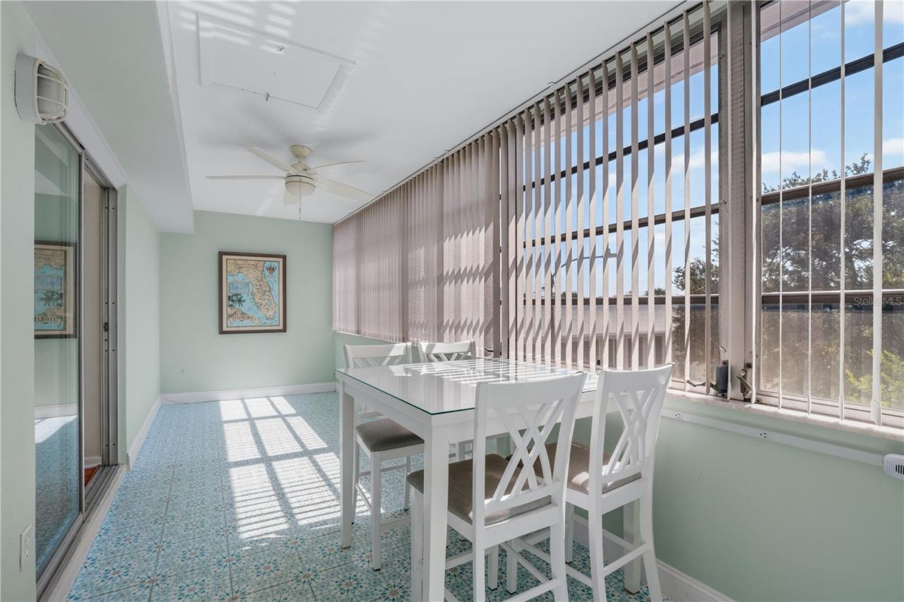 7801 11th Street N, Unit 302, Saint Petersburg, FL 33702 Photo