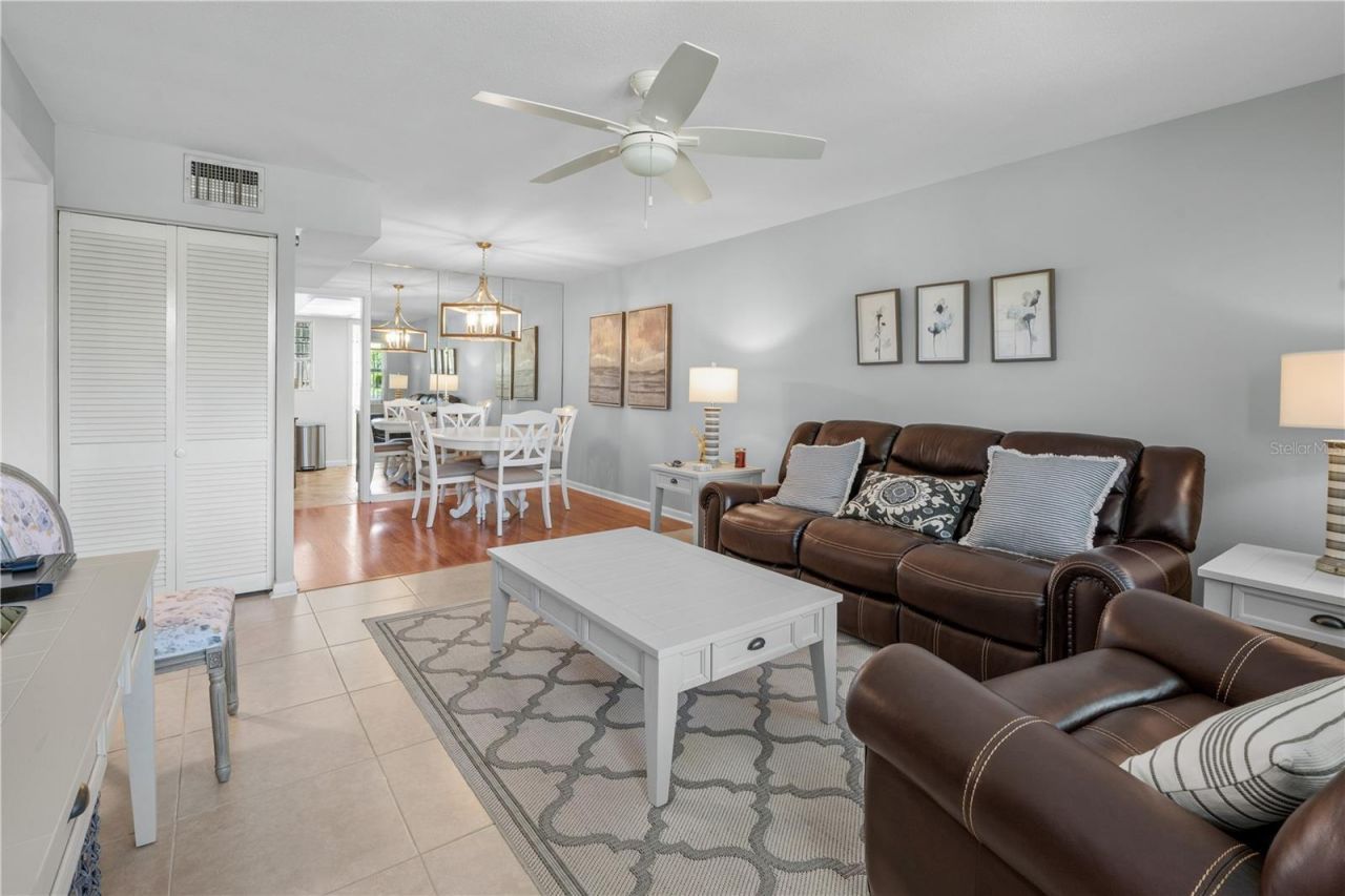 7801 11th Street N, Unit 302, Saint Petersburg, FL 33702 Photo