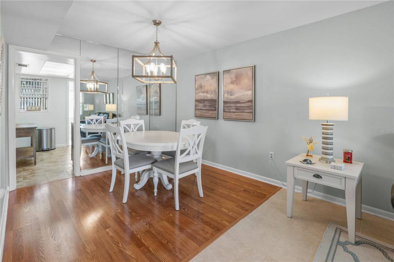 7801 11th Street N, Unit 302, Saint Petersburg, FL 33702 Photo
