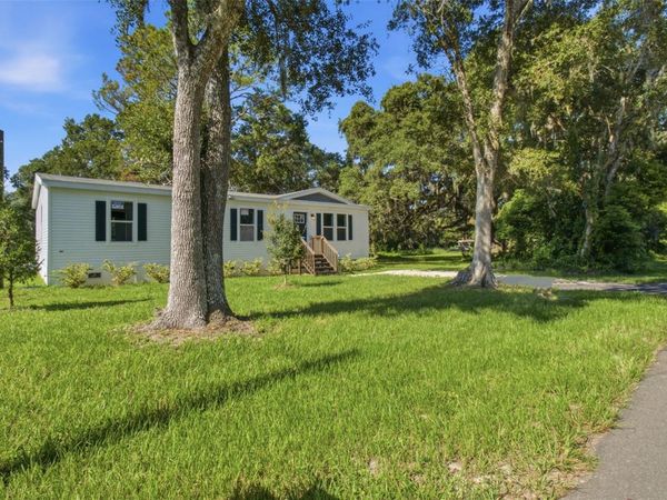 18104 NICHOLAS AVENUE , BROOKSVILLE, FL 34604