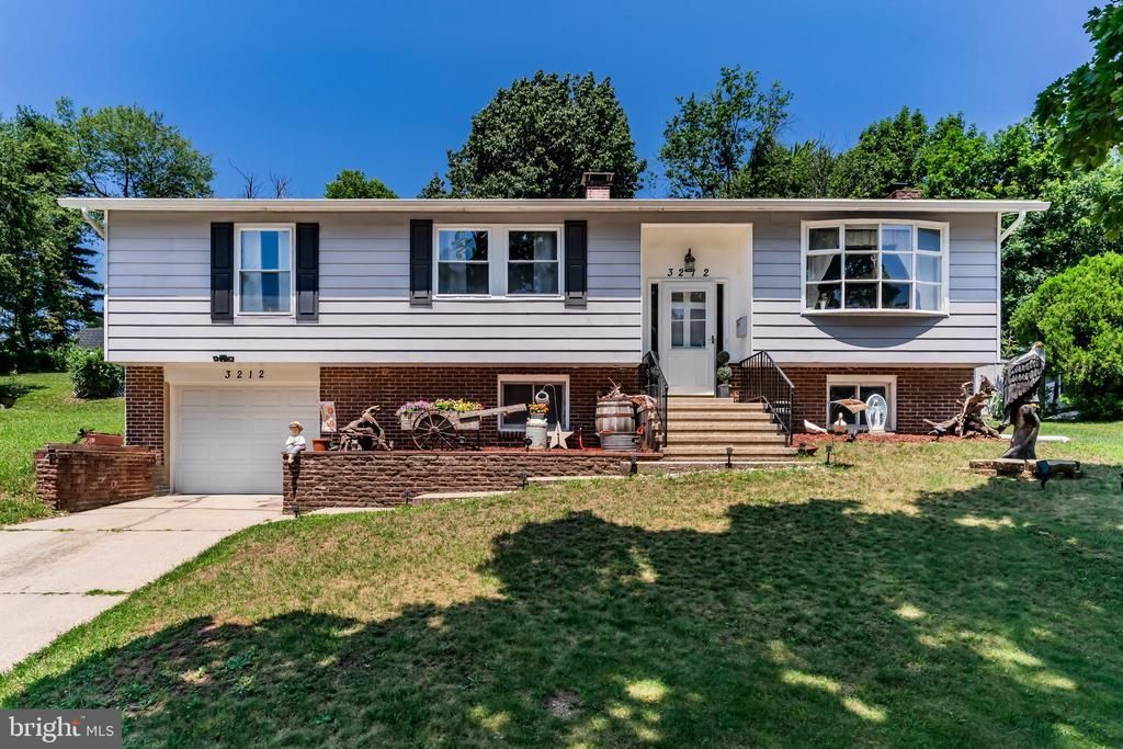 3212 Trinity Road, Harrisburg, PA 17109 Main Photo