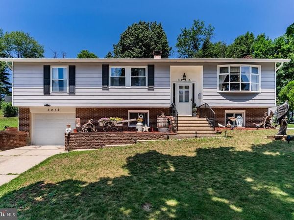 3212 TRINITY ROAD, HARRISBURG, PA 17109