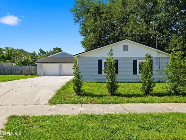 6502 BARNES Road S, Jacksonville, FL 32216