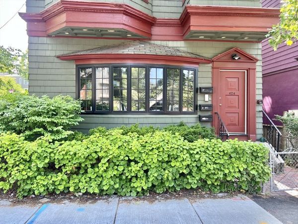 424 Broadway, Unit 3, Cambridge, MA 02138