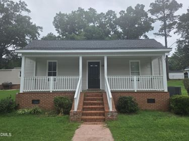 533 E Nelson Avenue, Wake Forest, NC 27587