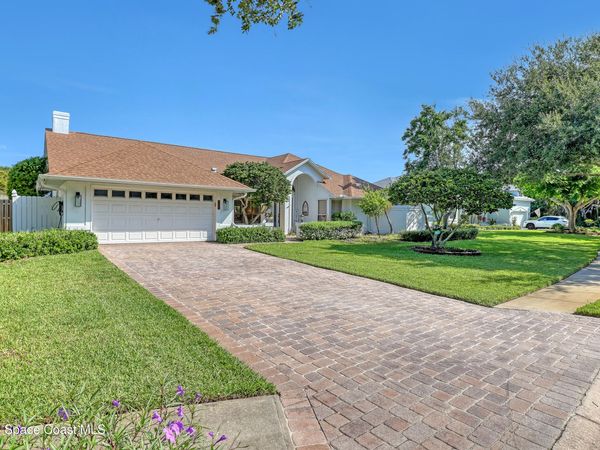 402 Peregrine Drive, Indialantic, FL 32903