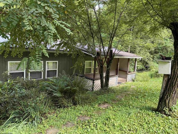 59 Adobe Drive, Belington, WV 26250