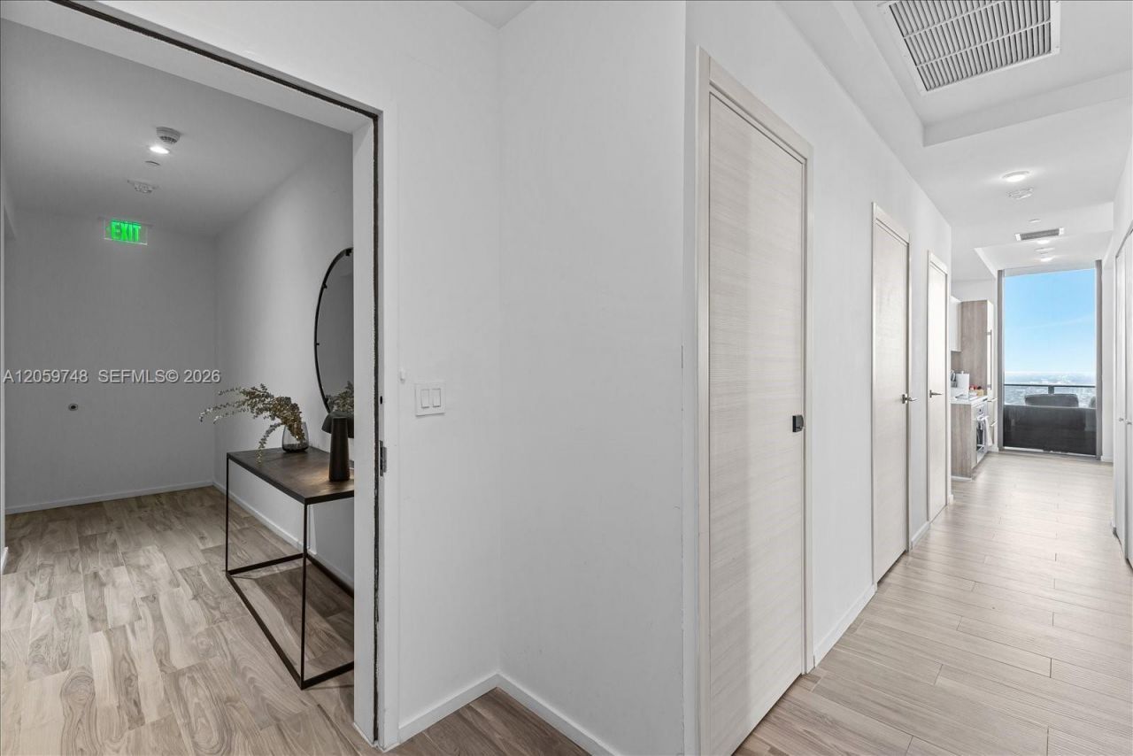 801 S Miami Ave , Unit 5509, Miami, FL 33130 Photo