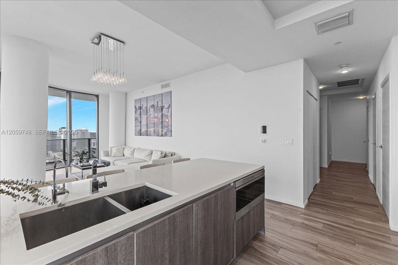801 S Miami Ave , Unit 5509, Miami, FL 33130 Photo