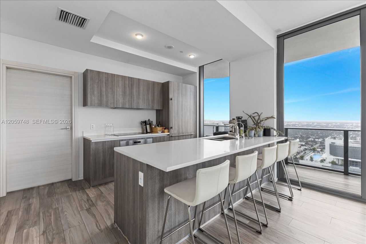 801 S Miami Ave , Unit 5509, Miami, FL 33130 Photo