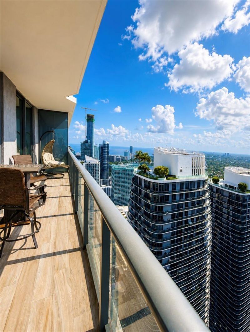 801 S Miami Ave , Unit 5509, Miami, FL 33130 Photo