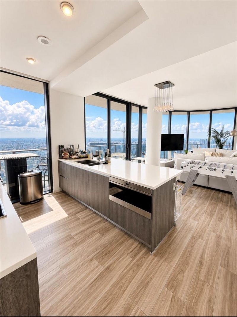 801 S Miami Ave , Unit 5509, Miami, FL 33130 Photo