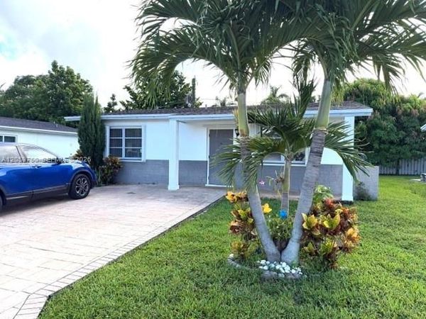 2560 NW 81st Terrace , Unit 2560, Sunrise, FL 33322