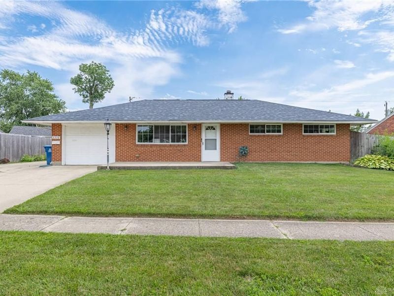5276 Buckner, Huber Heights, OH 45424 Photo 1