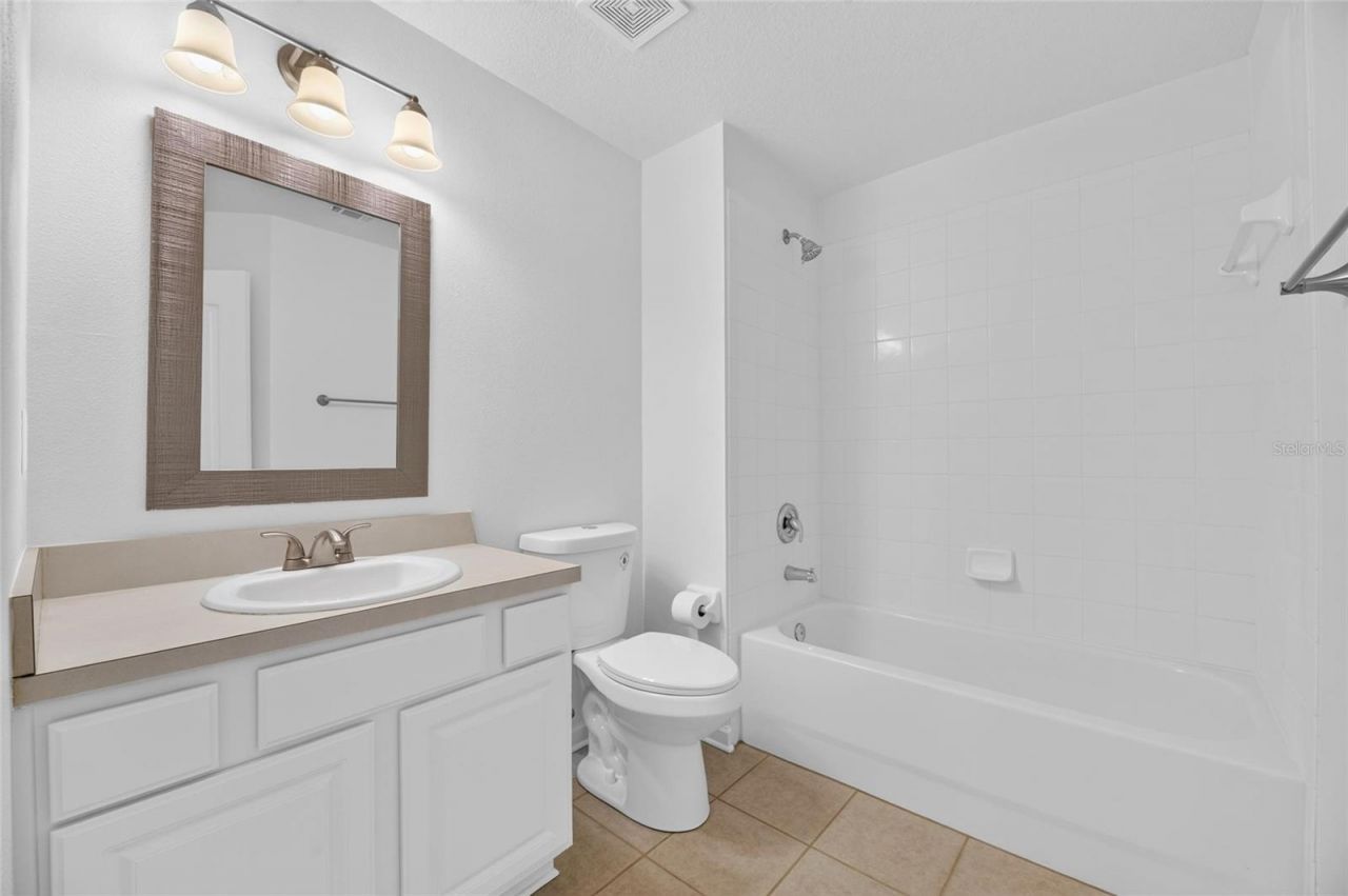 4979 Pond Ridge Drive , Riverview, FL 33578 Photo
