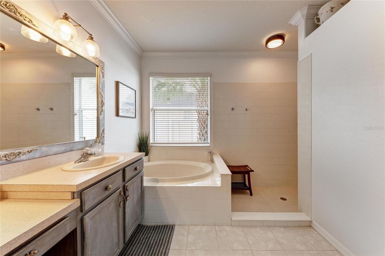3114 38th Terrace E, Bradenton, FL 34208 Photo