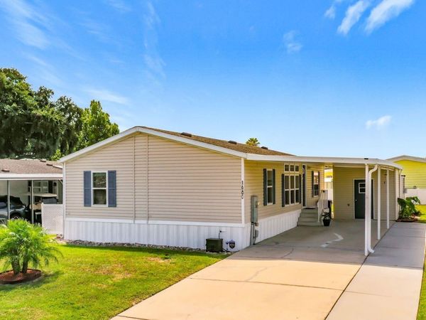 1660 ELKHART CIRCLE , TAVARES, FL 32778