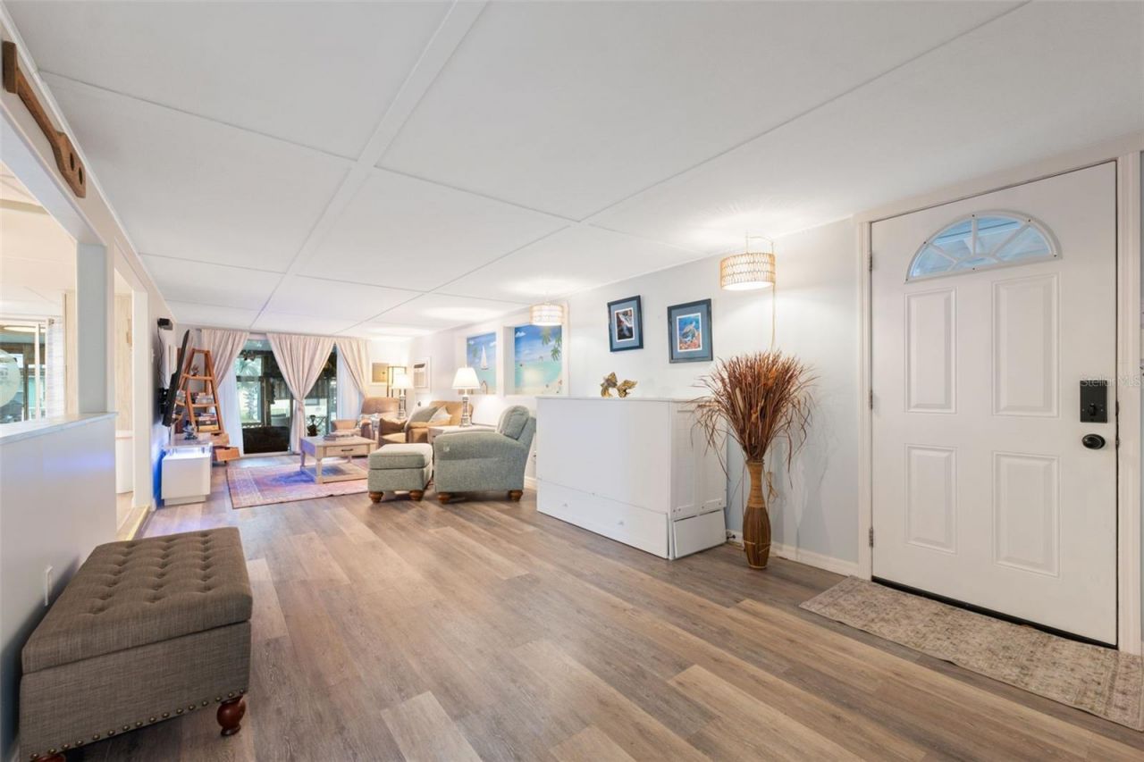 5527 Darlene Street , Weeki Wachee, FL 34607 Photo