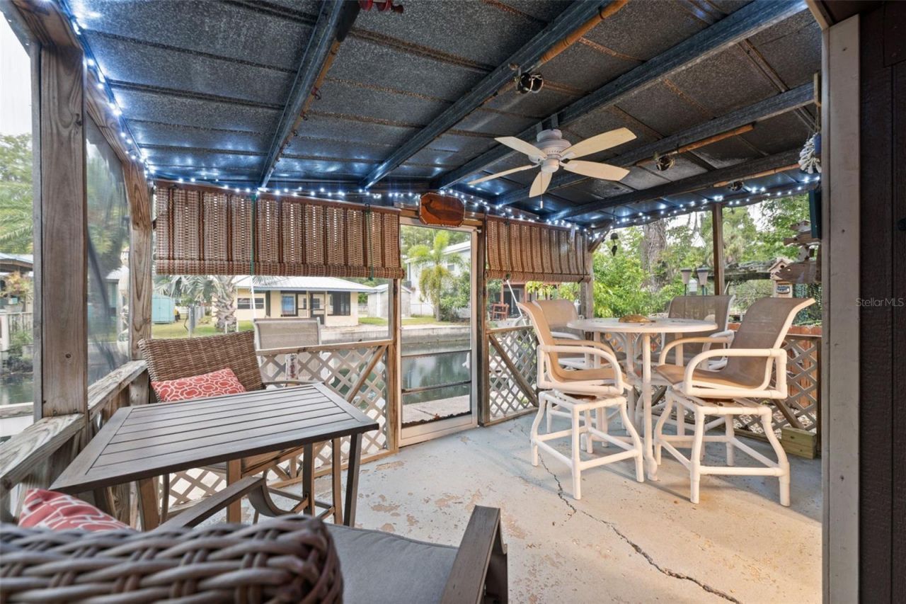 5527 Darlene Street , Weeki Wachee, FL 34607 Photo