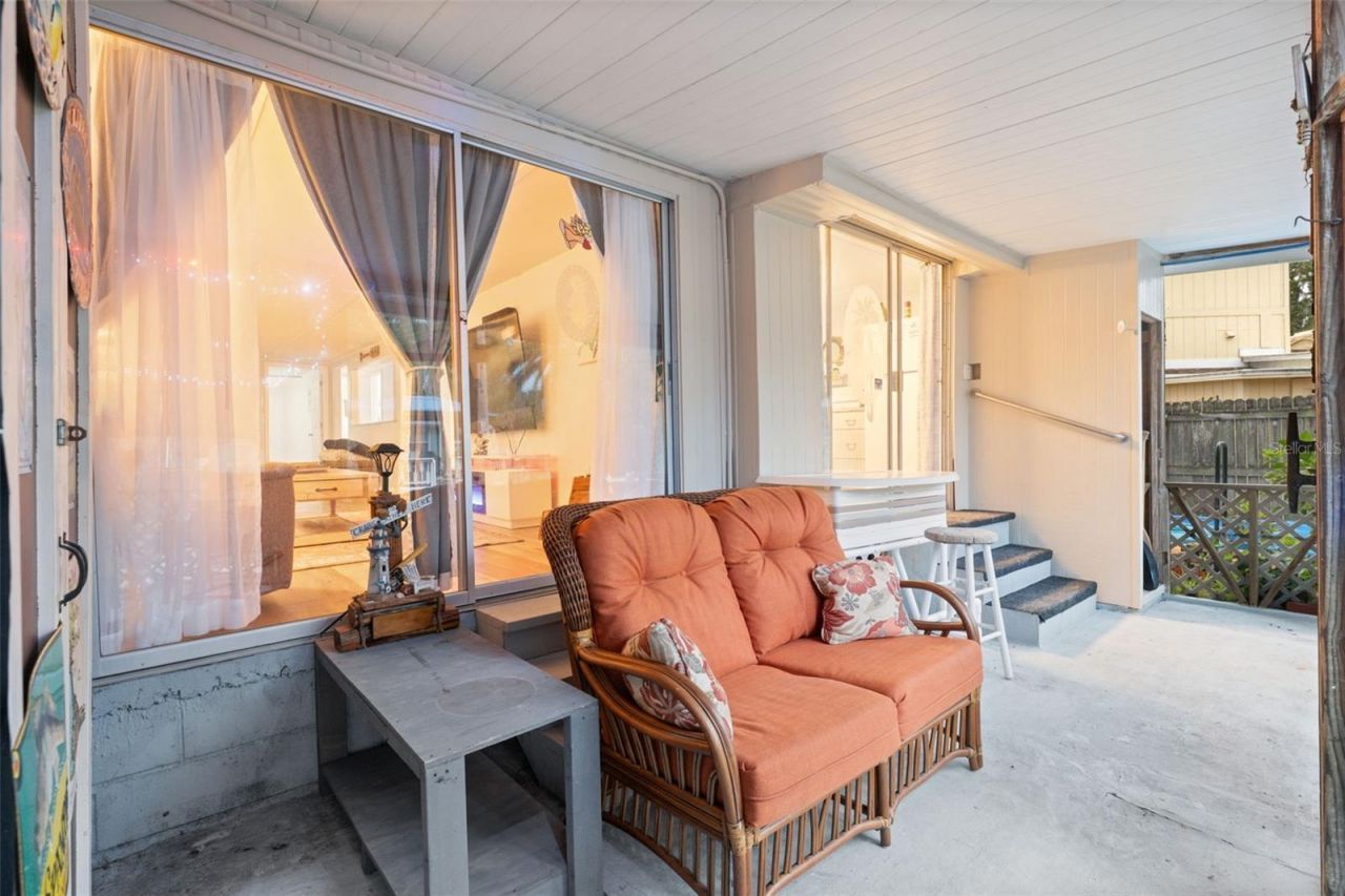 5527 Darlene Street , Weeki Wachee, FL 34607 Photo