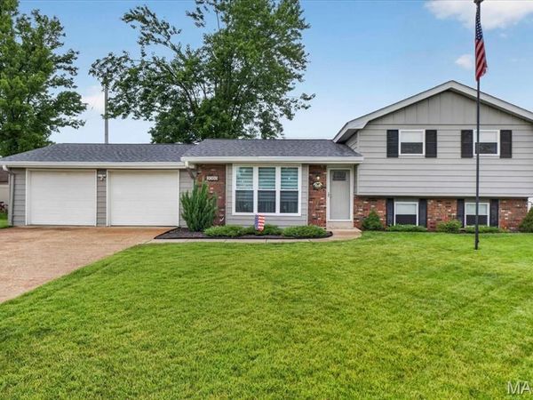2785 Rosewood Drive , Arnold, MO 63010