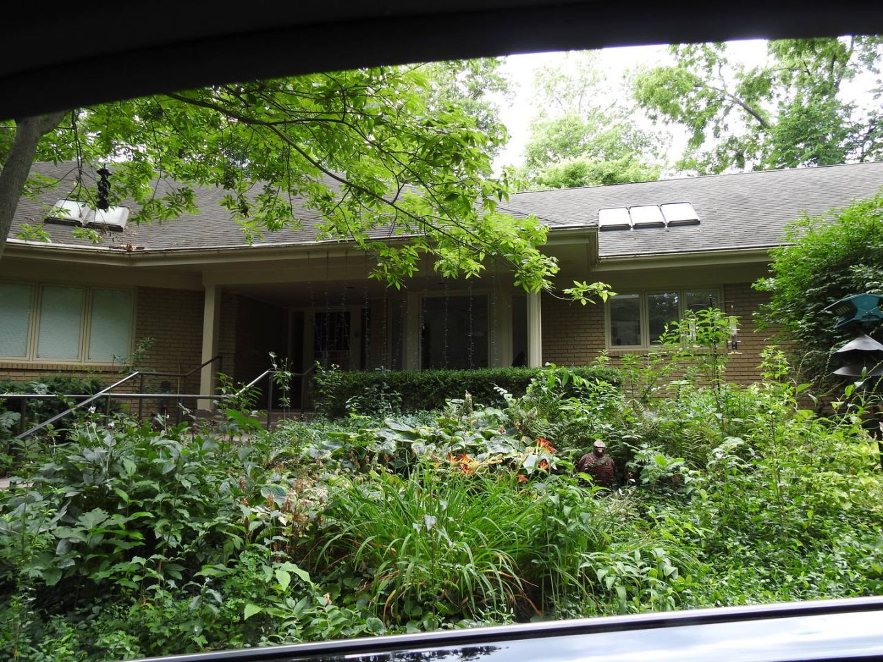 5525 Blackthorn Drive, Rockford, IL 61107 Main Photo