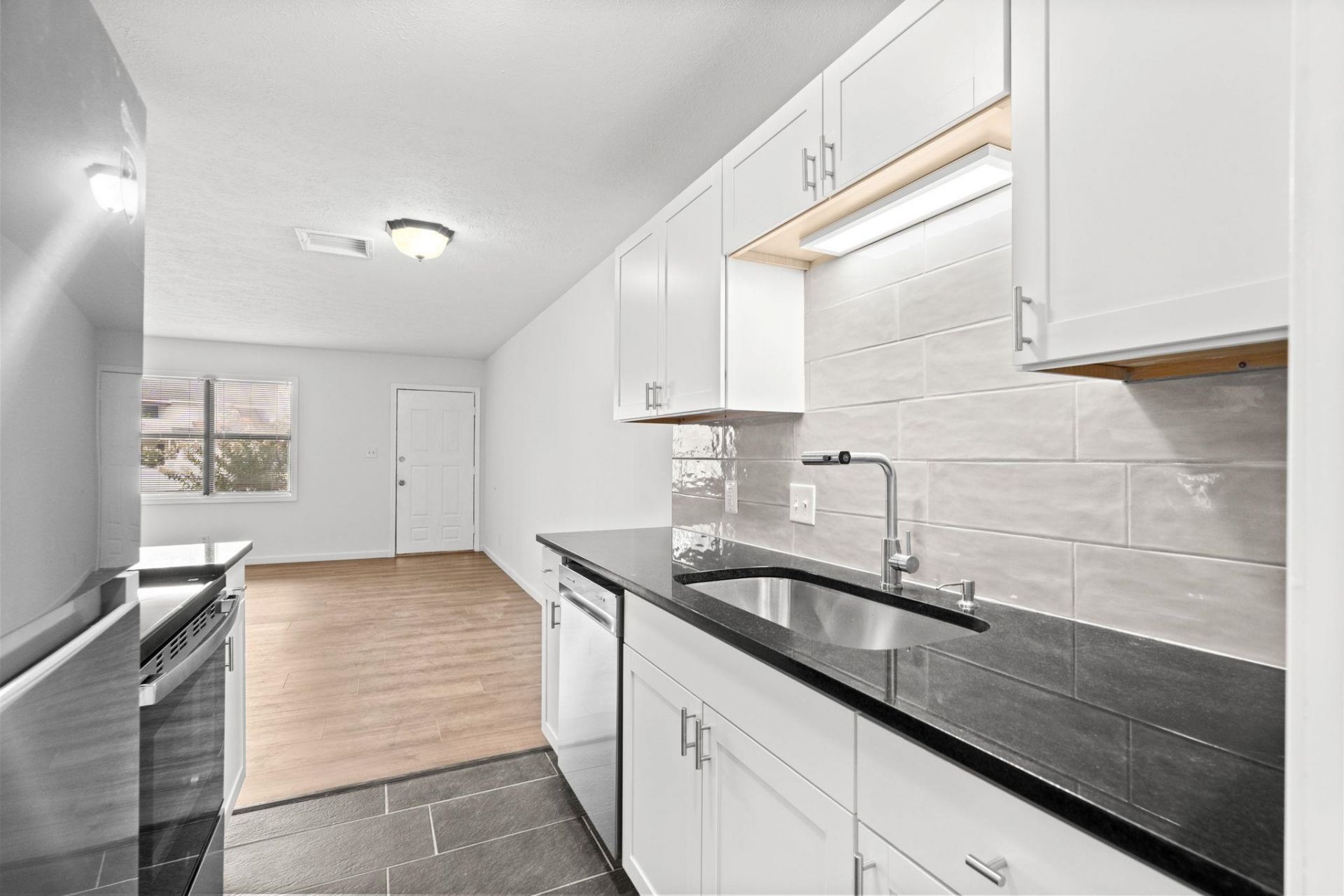 209 Cedar St.  Photo 13