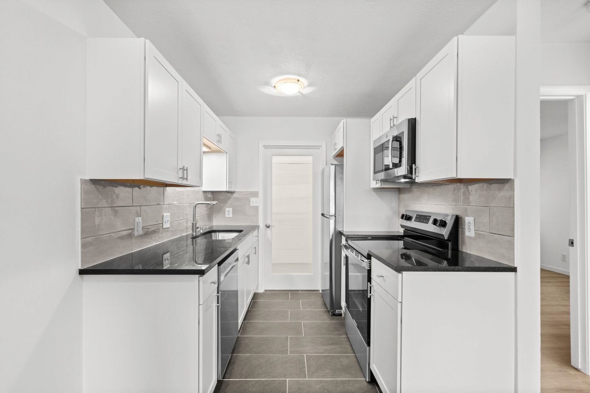 209 Cedar St.  Photo 14