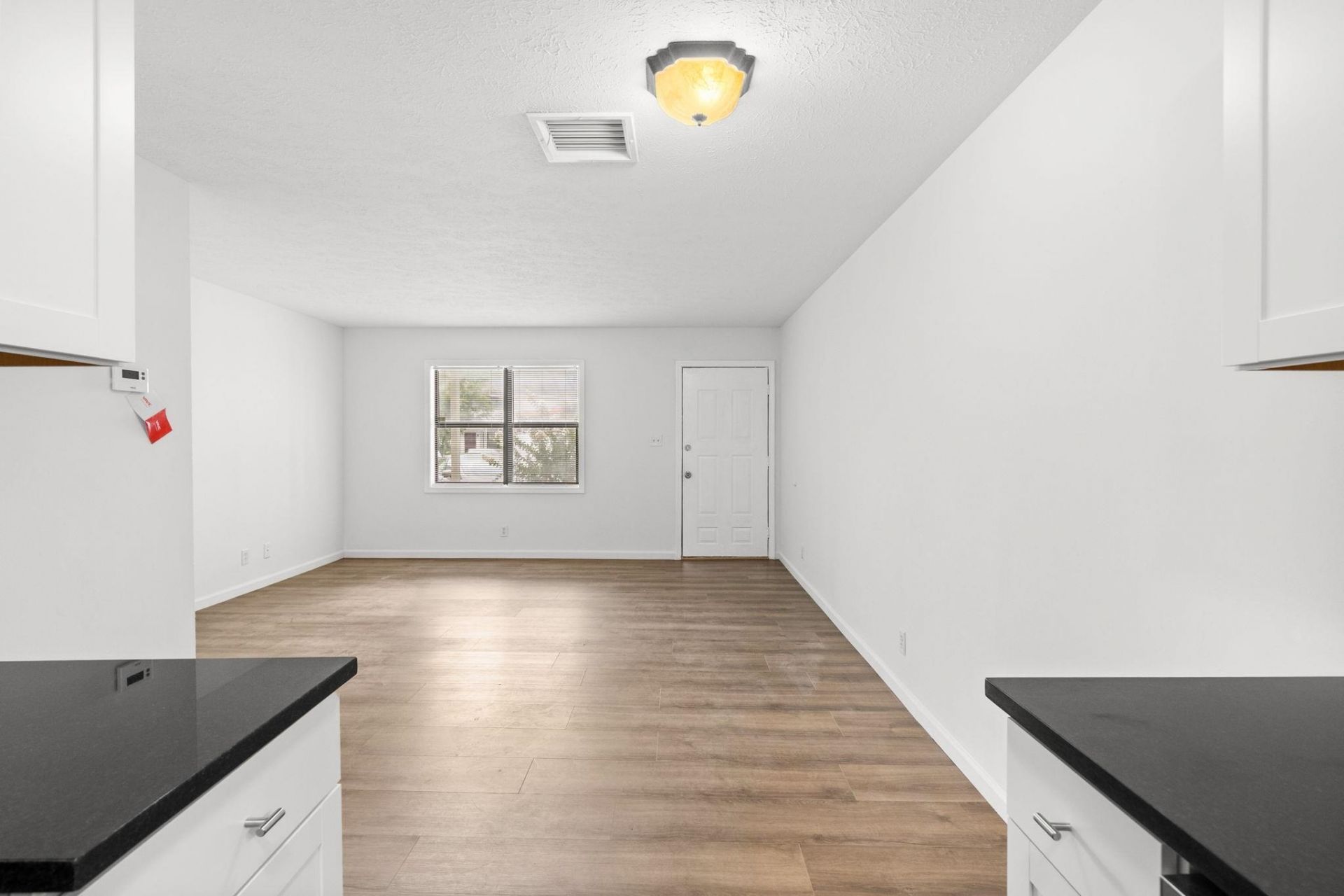 209 Cedar St.  Photo 9