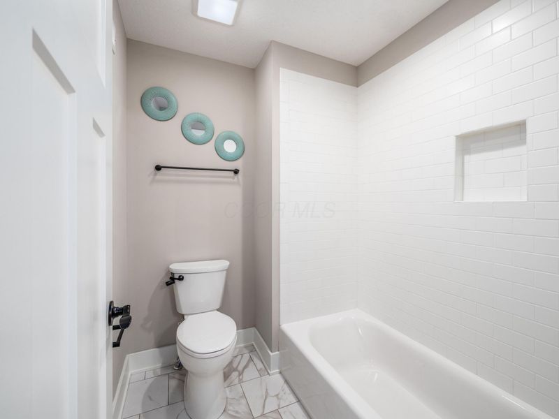 2338 Jaxton Court, Lewis Center, OH 43035 Photo 17