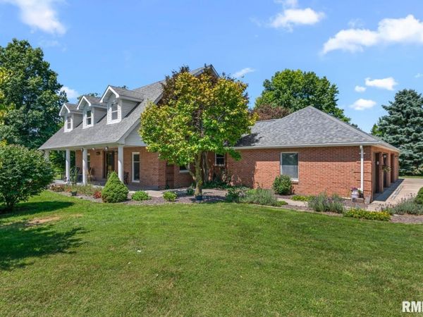 103 Morningstar Lane, Jacksonville, IL 62650