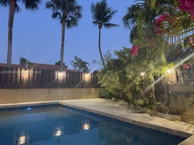 1066 NE 202nd Ln, Miami, FL 33179 Photo