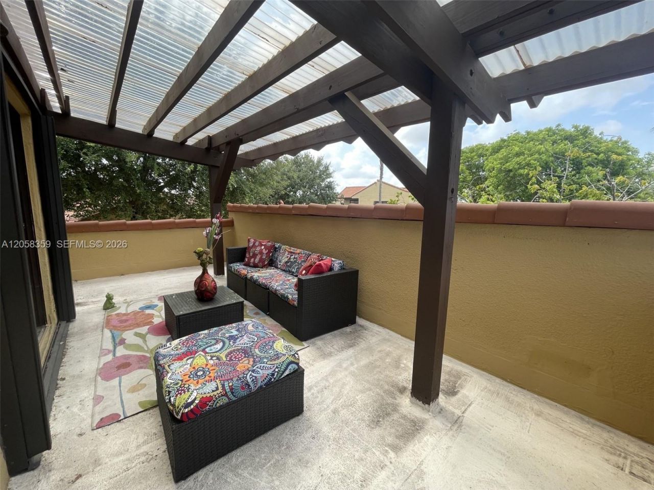 1066 NE 202nd Ln, Miami, FL 33179 Photo