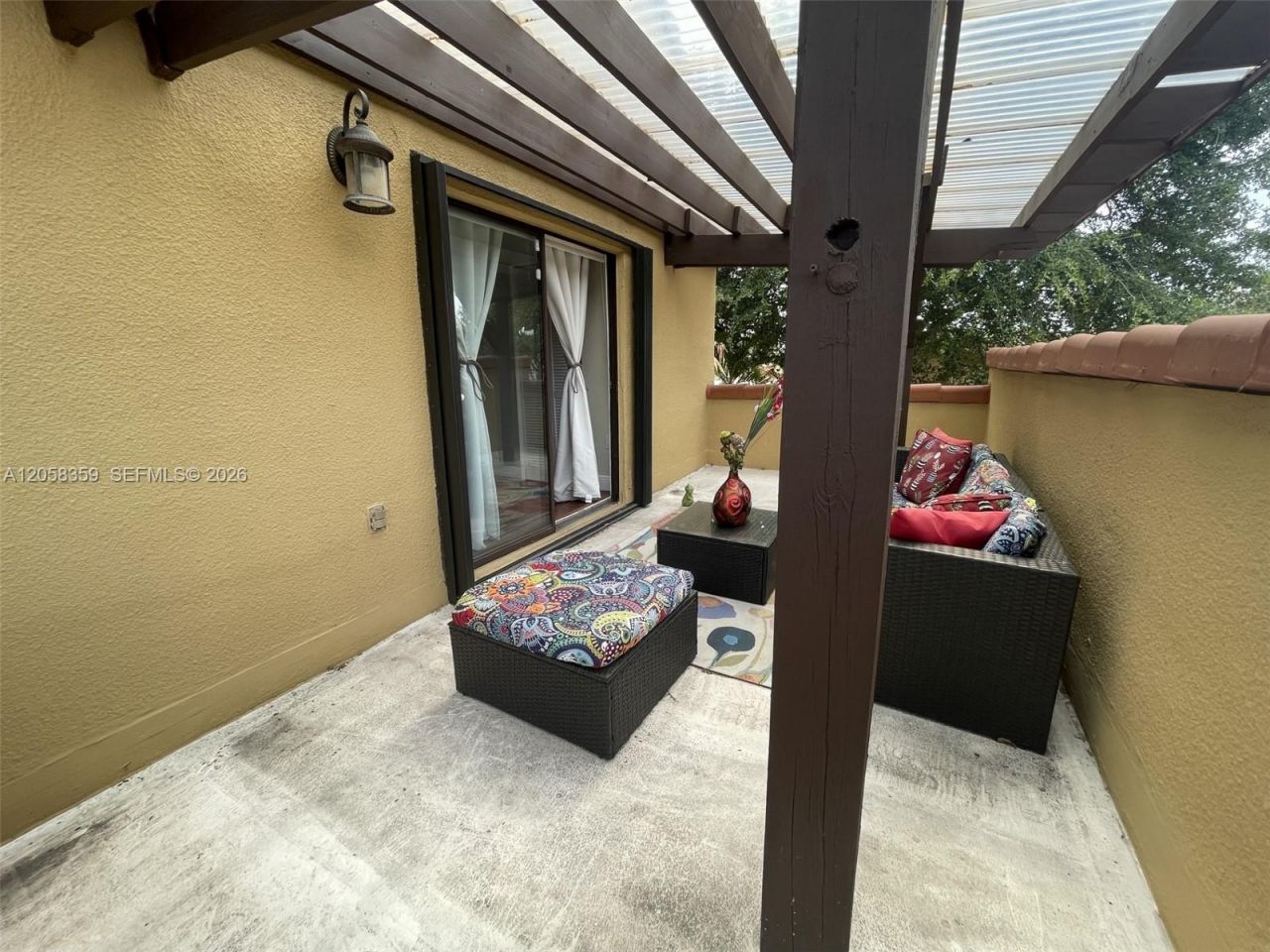 1066 NE 202nd Ln, Miami, FL 33179 Photo