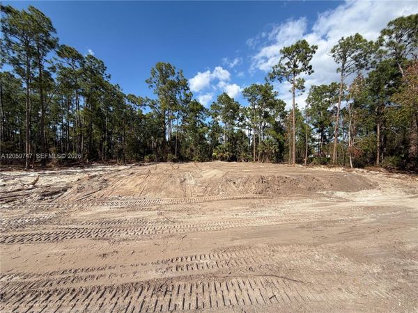 1305 E E 11 St , Lehigh Acres, FL 33972