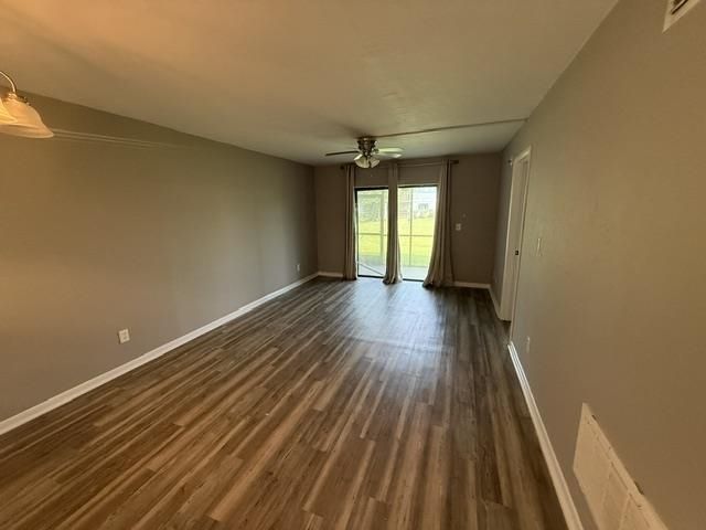 1301 Pridgen Rd.  Photo 6