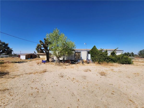 5170 Del Rosa Road, Phelan, CA 92371