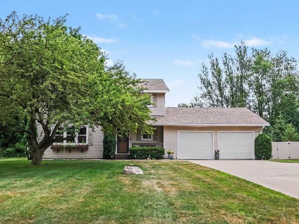 7730 Cottonwood, Richland, MI 49083