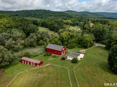 104 Cherniske , New Milford, CT 06776