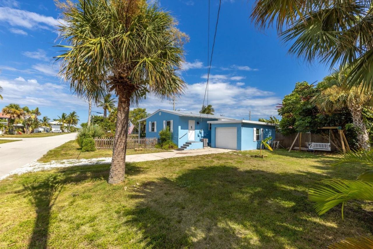 301 Granada Street , Fort Pierce, FL 34949 Photo
