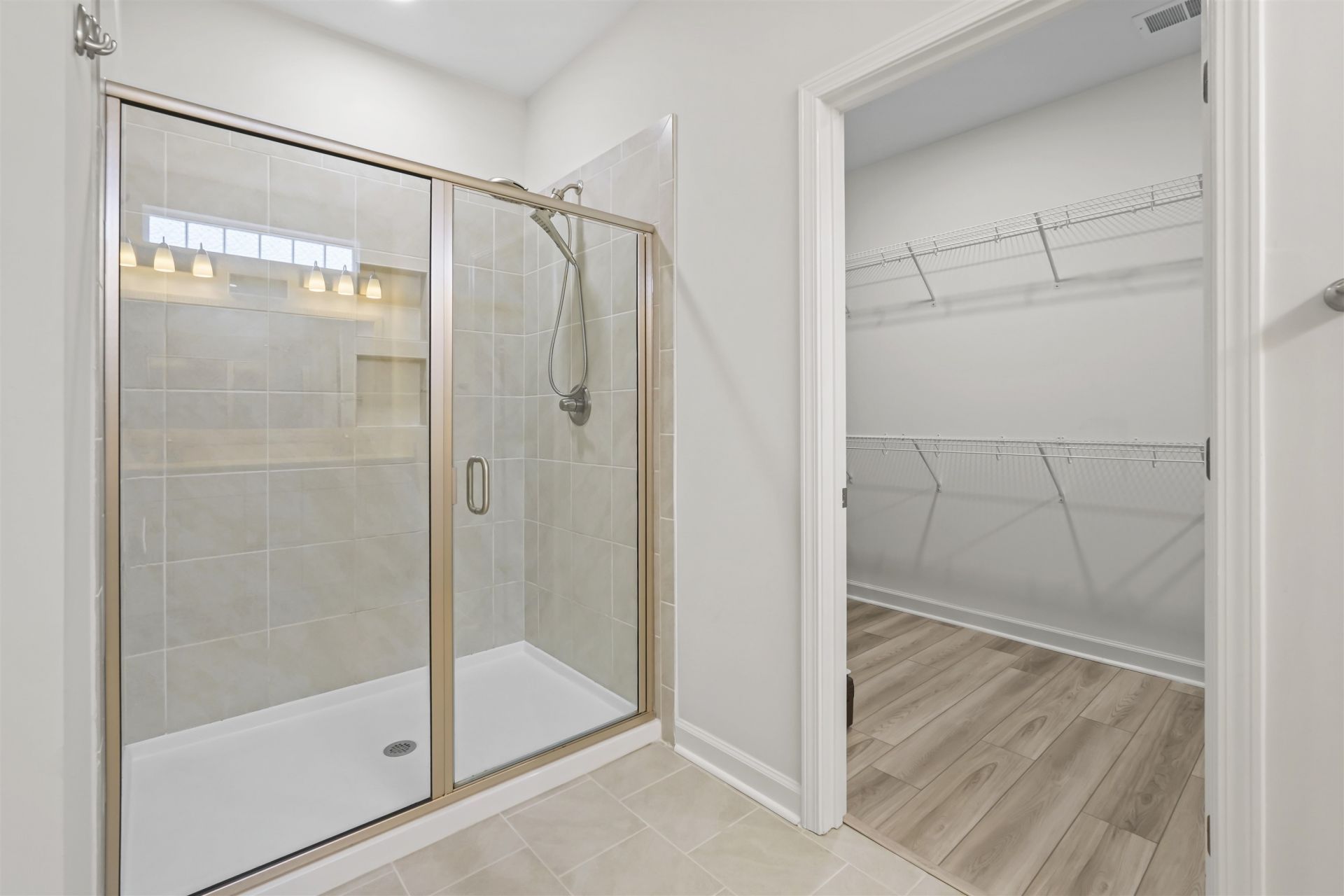 3083 Viceroy Loop  Photo 9