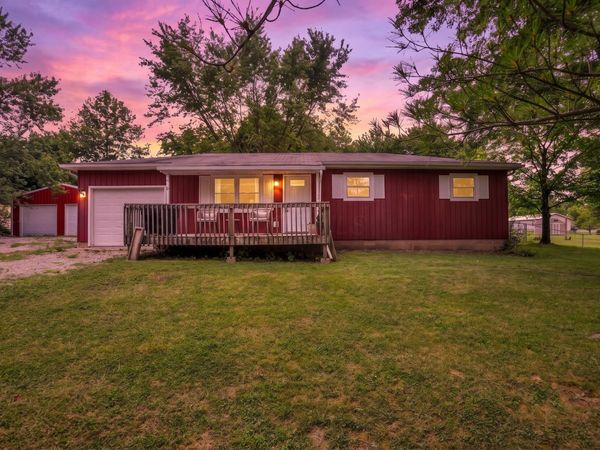 2968 Pleasant Drive NE, Lancaster, OH 43130